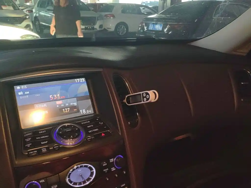 Infiniti QX50 imported 2013 2.5L two-wheel drive elegant version купить на сайте DeffCars