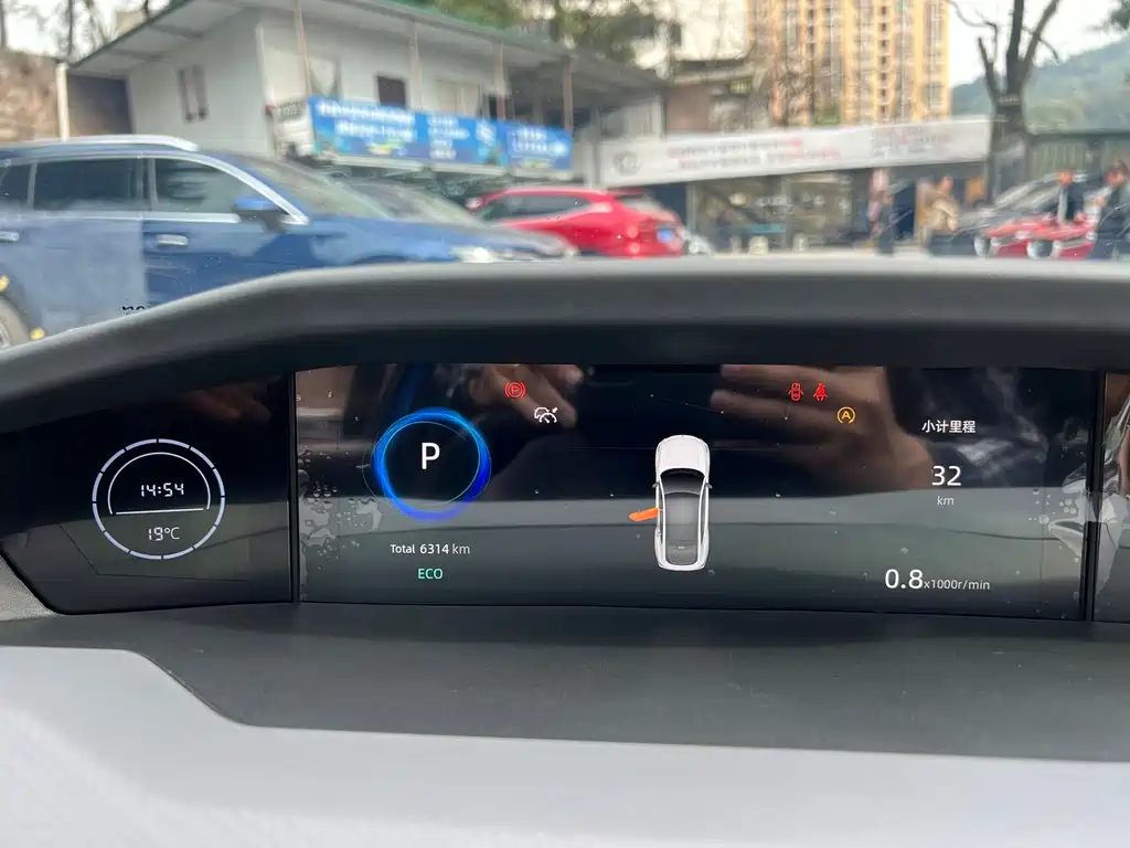 Changan UNI-V 2022 1.5T premium model купить на сайте DeffCars