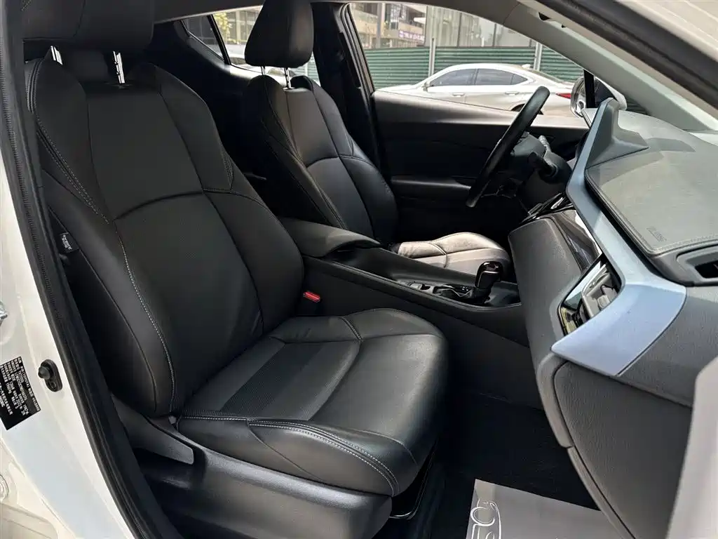 Yize IZOA 2021 2.0L Yixiang Edition купить на сайте DeffCars