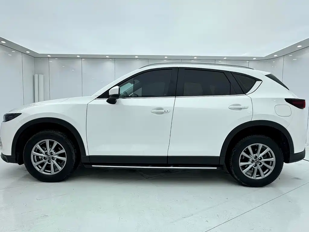 Mazda CX-5 2022 2.0L automatic two-wheel drive smart model купить на сайте DeffCars