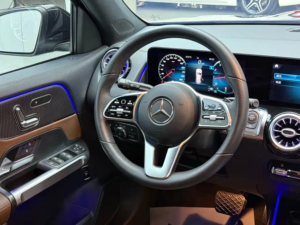 Mercedes-Benz GLB 2021 GLB 200 Fashion Model купить на сайте DeffCars
