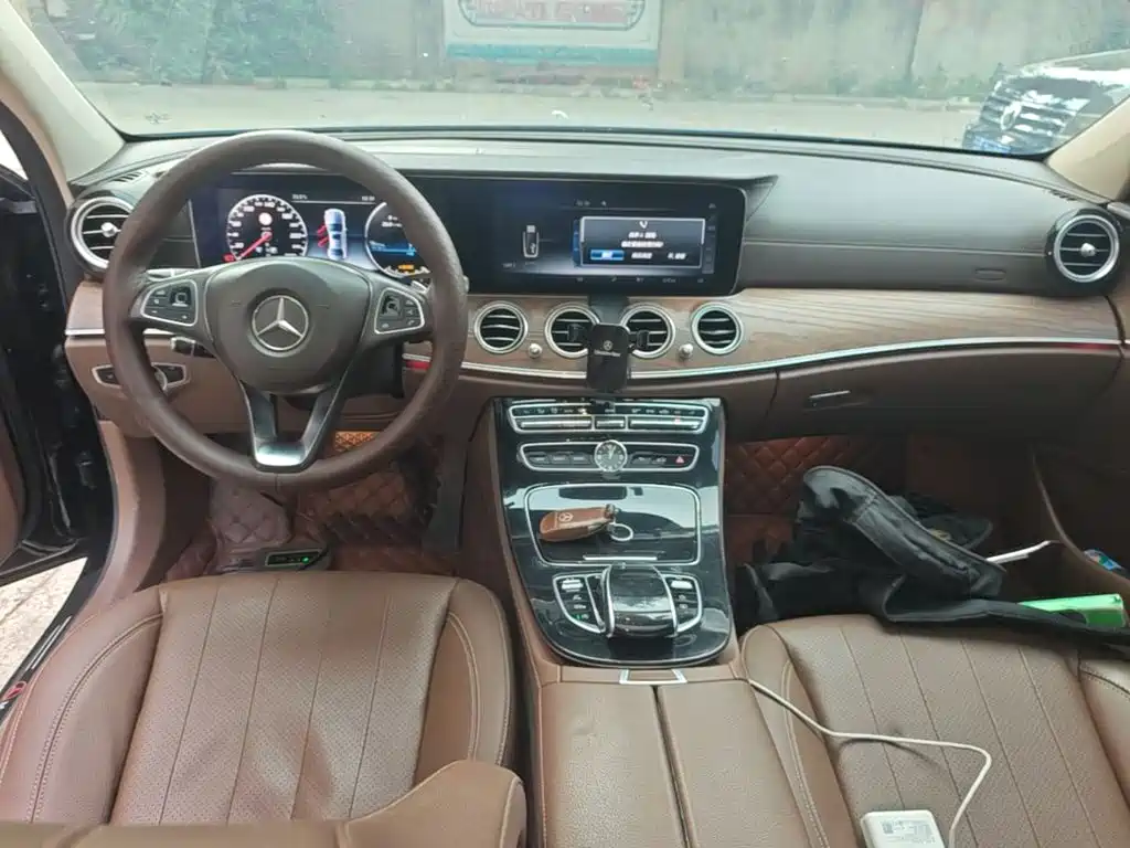 Mercedes E-Class 2016 E 300 L Fashionable купить на сайте DeffCars