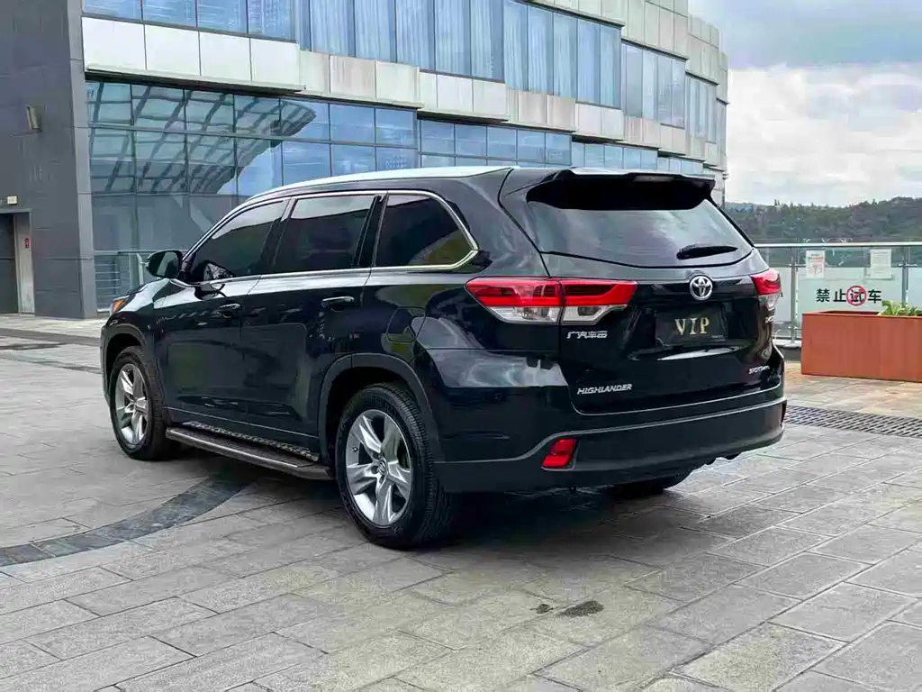 Highlander 2018 2.0T four-wheel drive luxury version, 7 seats, National VI купить на сайте DeffCars