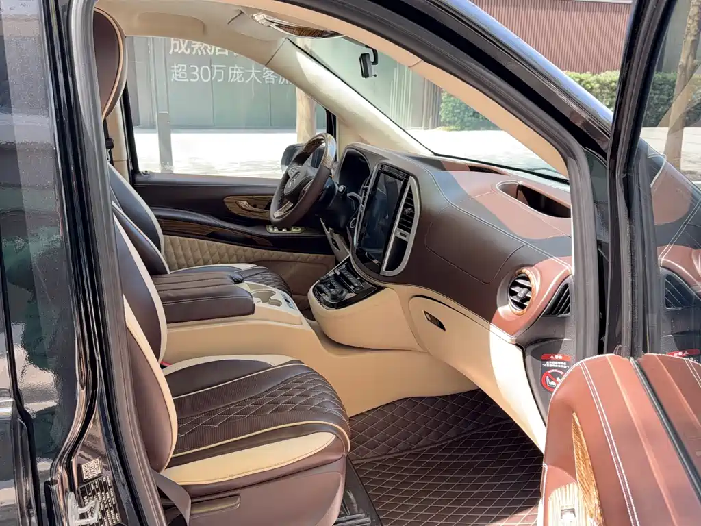 Vito 2018 2.0T Elite Edition 7 seats National V купить на сайте DeffCars