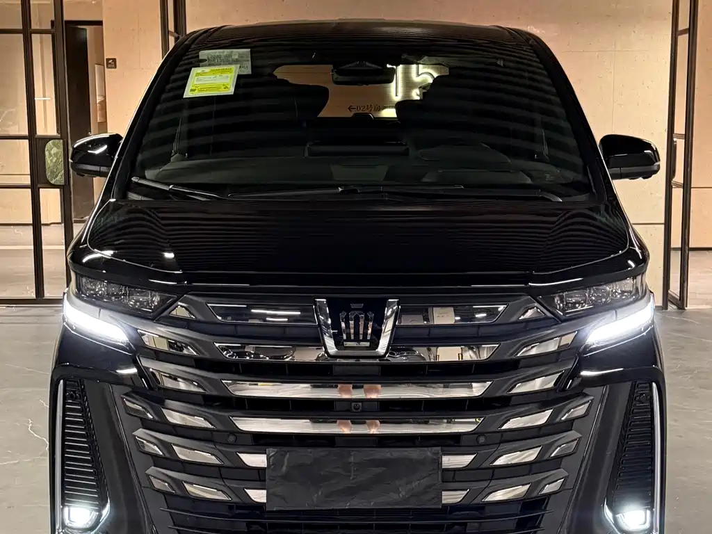 Wilfa 2025 Crown Dual Engine 2.5L Black Gold Executive Edition купить на сайте DeffCars