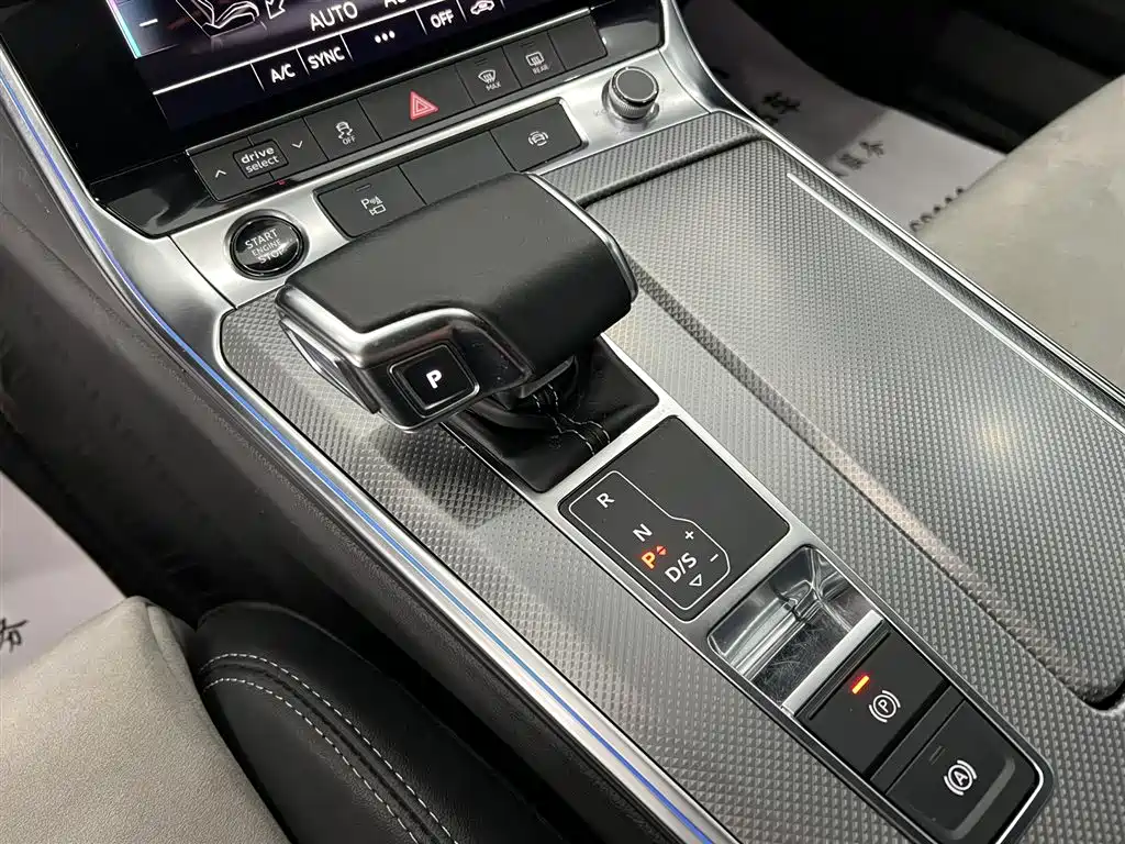 Audi A6L 2022 40 TFSI luxury and dynamic model купить на сайте DeffCars