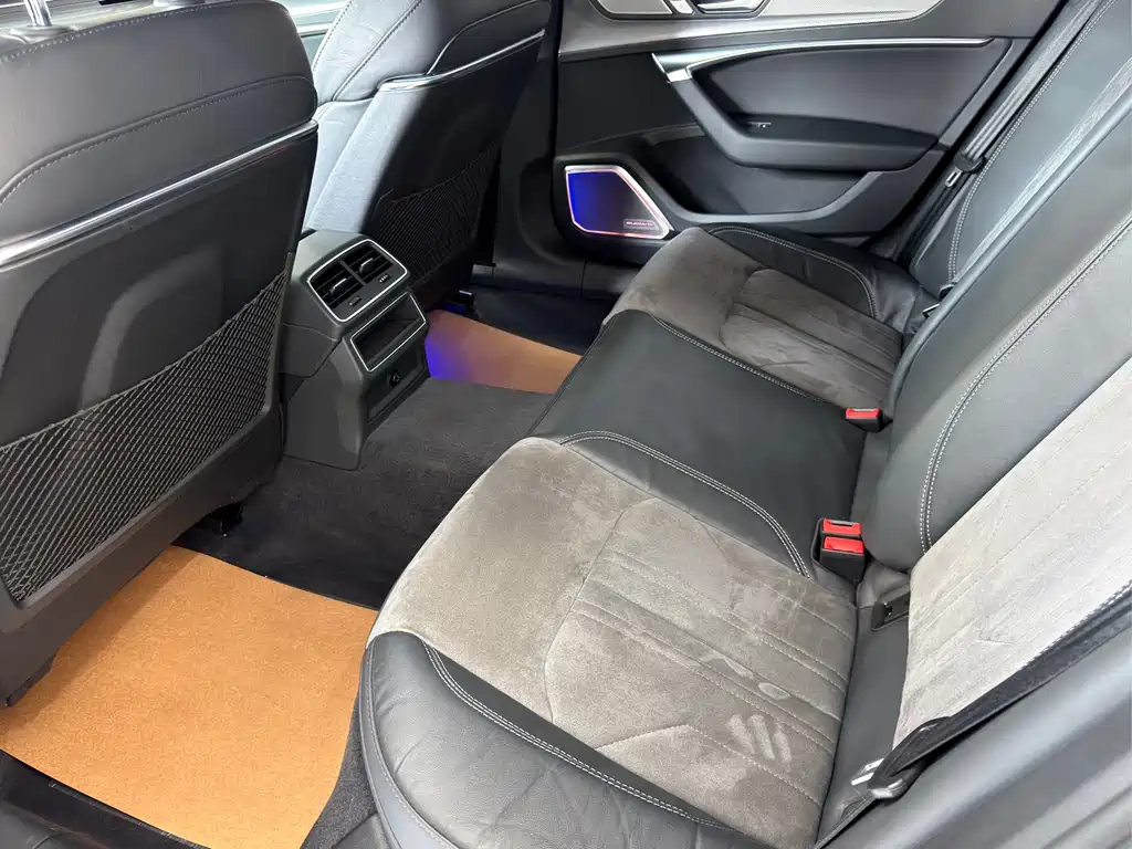 Audi A6L 2021 40 TFSI luxury and dynamic model купить на сайте DeffCars