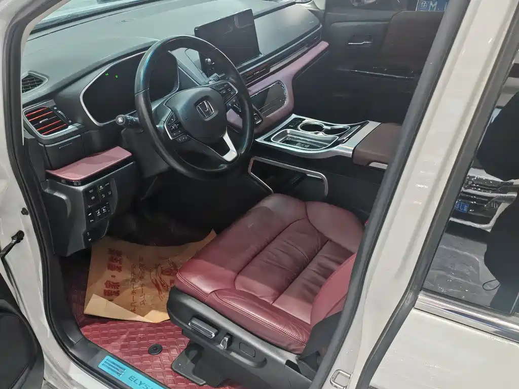 Alison 2022 2.0L e:HEV Extreme Edition купить на сайте DeffCars
