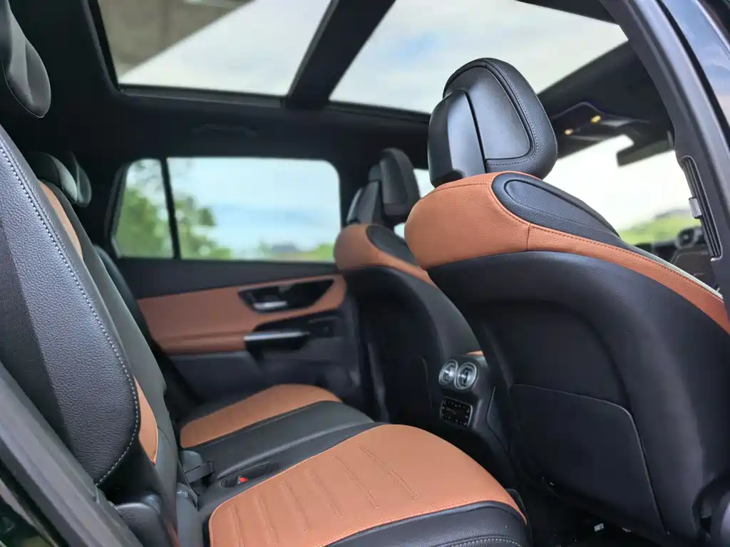 Mercedes-Benz GLC 2023 facelift GLC 300 L 4MATIC dynamic 7-seater купить на сайте DeffCars