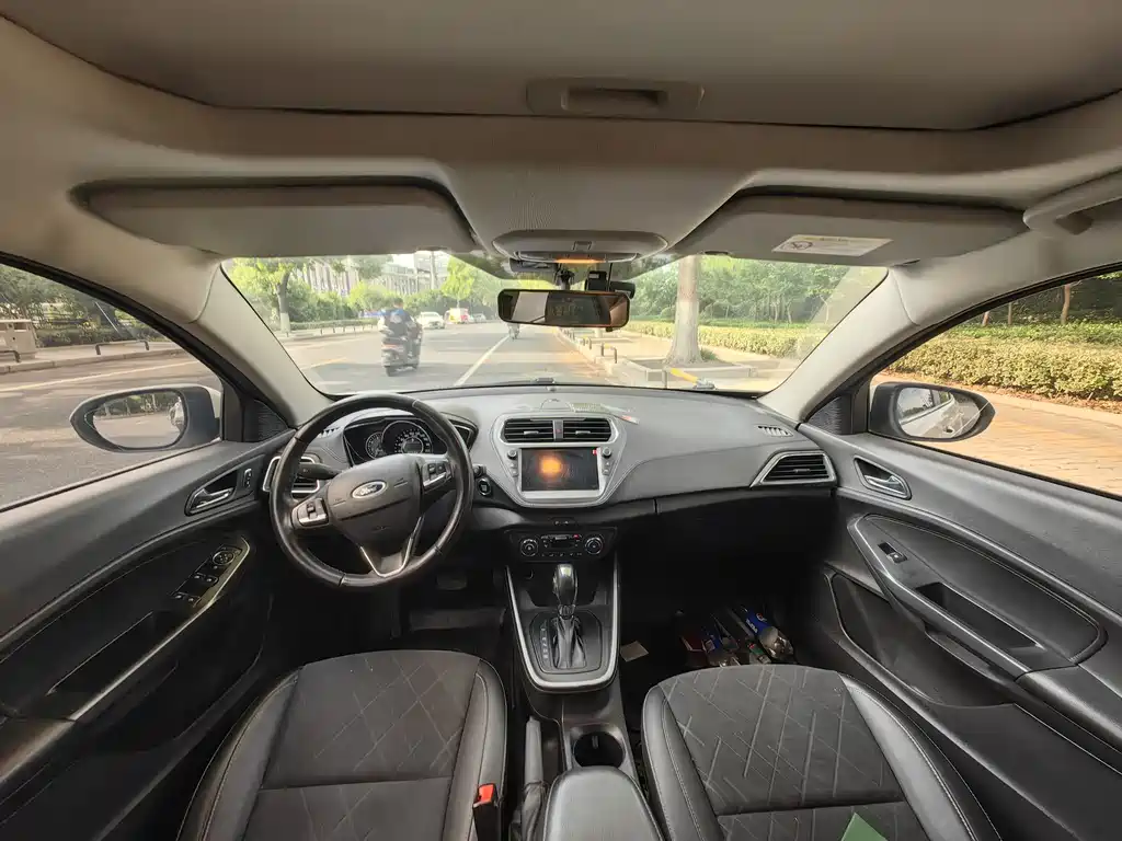 Forex 2019 facelift 1.5L automatic enjoyment type National V купить на сайте DeffCars