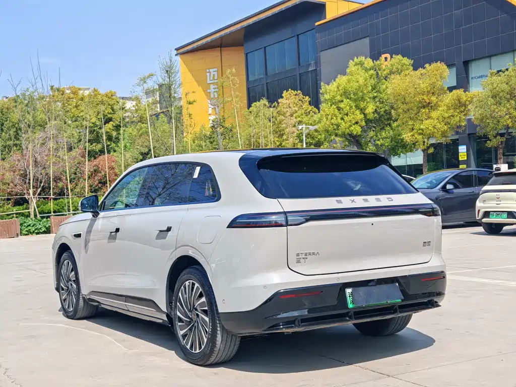 Star Era ET 2025 extended range 240 Max four-wheel drive assisted driving in urban areas купить на сайте DeffCars