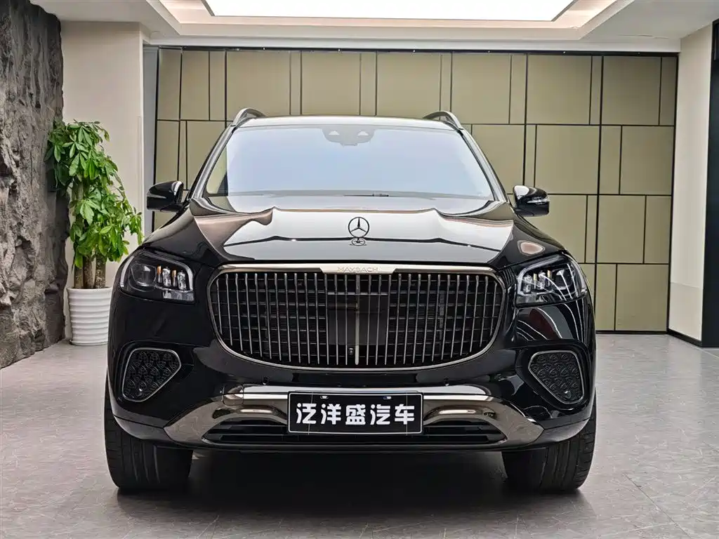 Maybach GLS 2025 GLS 600 4MATIC Extreme Night Edition купить на сайте DeffCars