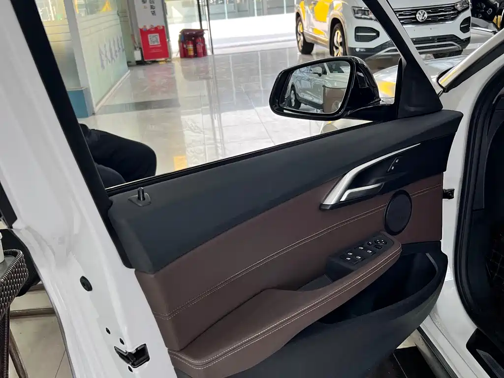 BMW 1 Series 2020 120i M Sports Package купить на сайте DeffCars