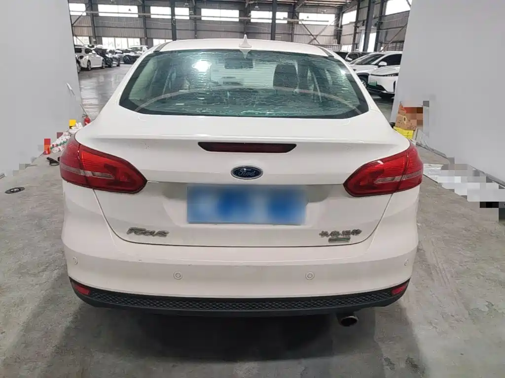 Focus 2017 Sedan EcoBoost 180 Automatic Elite купить на сайте DeffCars