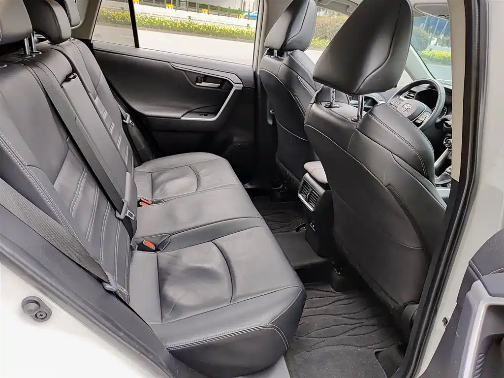 Wilanda 2021 2.0L CVT two-wheel drive luxury version купить на сайте DeffCars