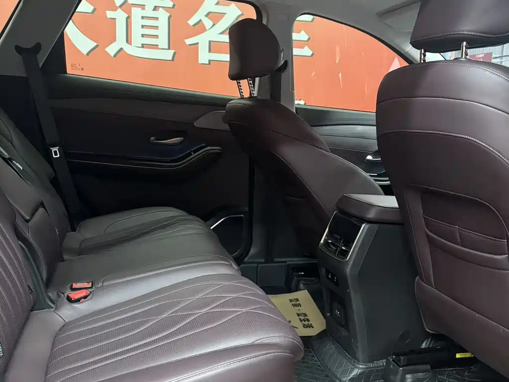 Jietu X90 PRO 2024 2.0T DCT Deluxe Edition 5 seats купить на сайте DeffCars