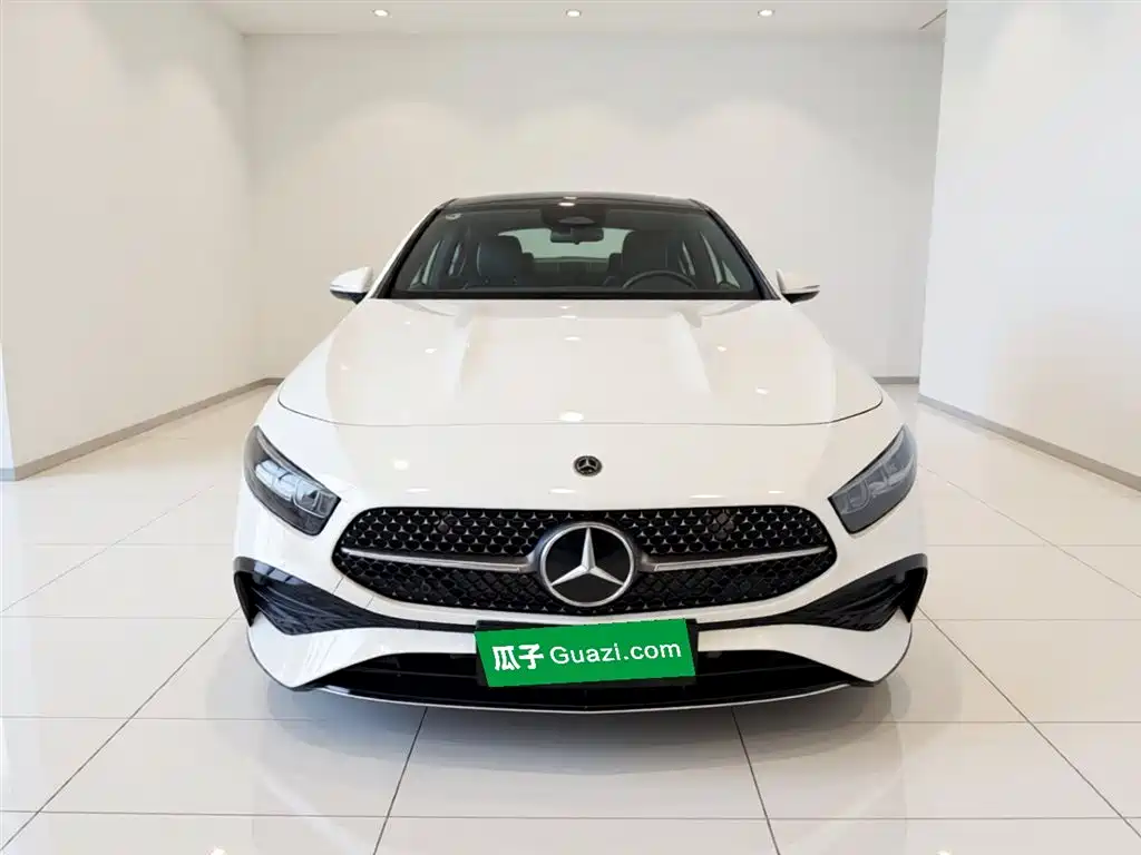 Mercedes-Benz A-Class 2023 A 200 L Fashion Model купить на сайте DeffCars