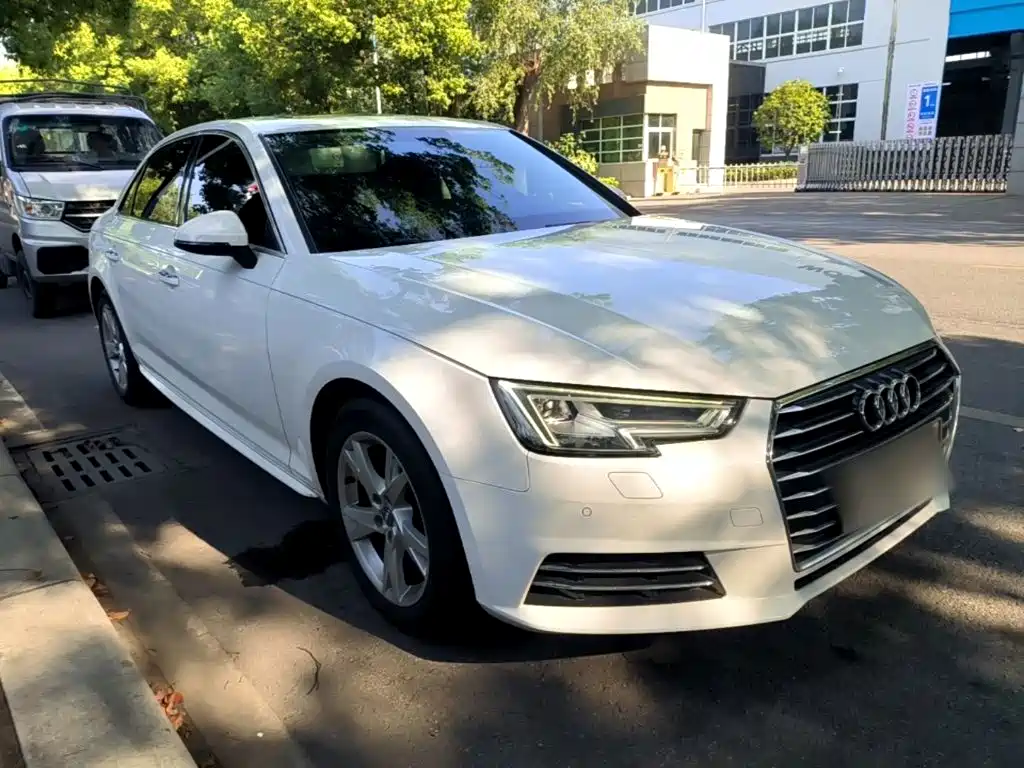 Audi A4L 2018 30th Anniversary Model 40 TFSI Enterprising купить на сайте DeffCars