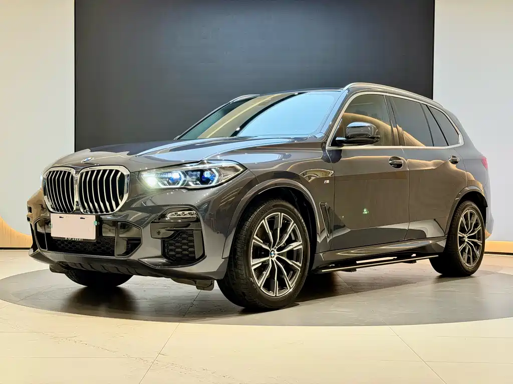 BMW X5 imported 2021 facelift xDrive40i M sports package купить на сайте DeffCars