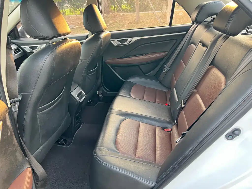 Vision 2018 1.5L Automatic Happiness Edition купить на сайте DeffCars