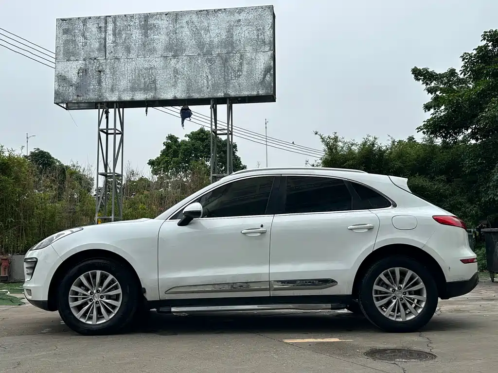Zotye SR9 2017 2.0T Automatic Ultimate Road Edition купить на сайте DeffCars