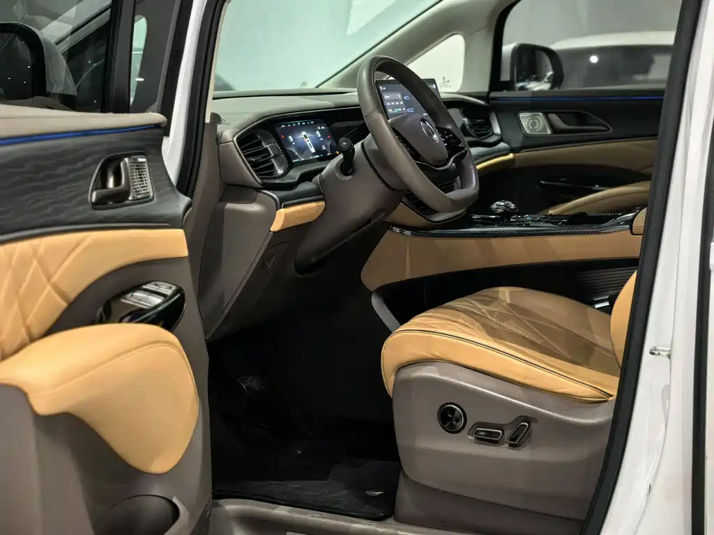 Denza D9 2022 DM-i 970 four-wheel drive flagship model купить на сайте DeffCars