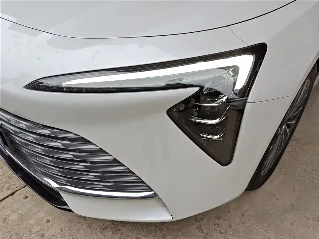 LaCrosse 2023 28T Yuezun Edition купить на сайте DeffCars