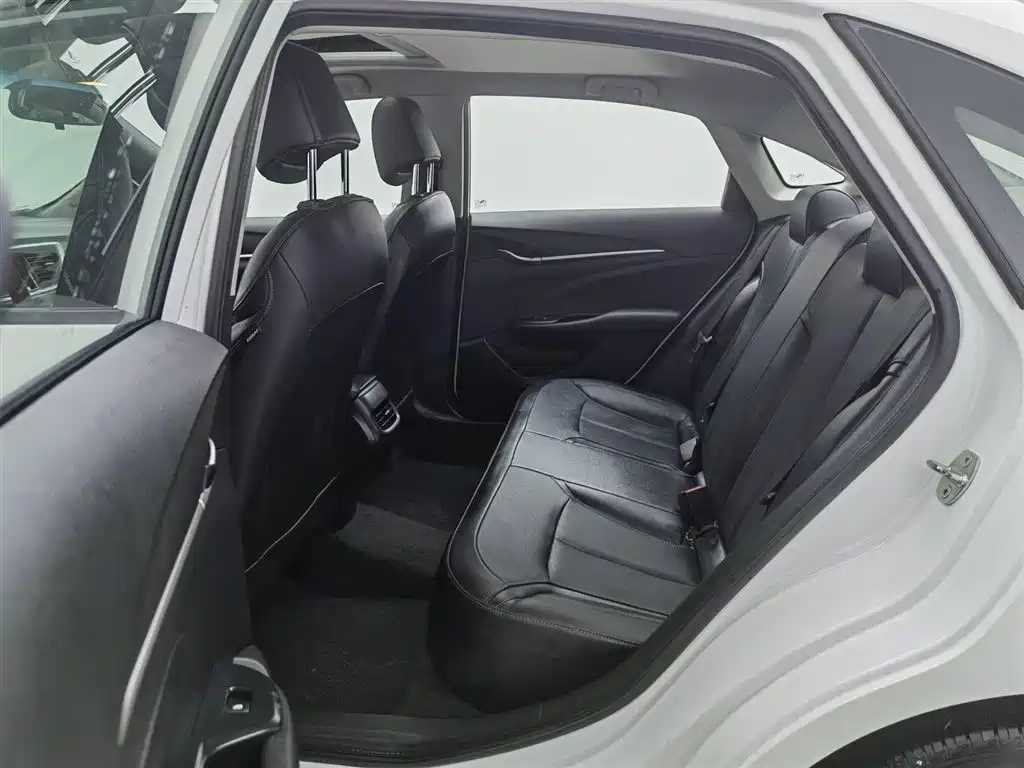 Yinglang 2021 model model 1.5L automatic elite model купить на сайте DeffCars