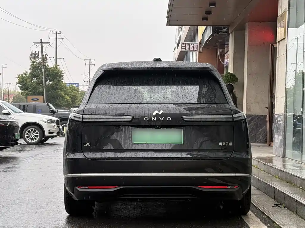 Ledo L90 2025 Max six-seater version купить на сайте DeffCars