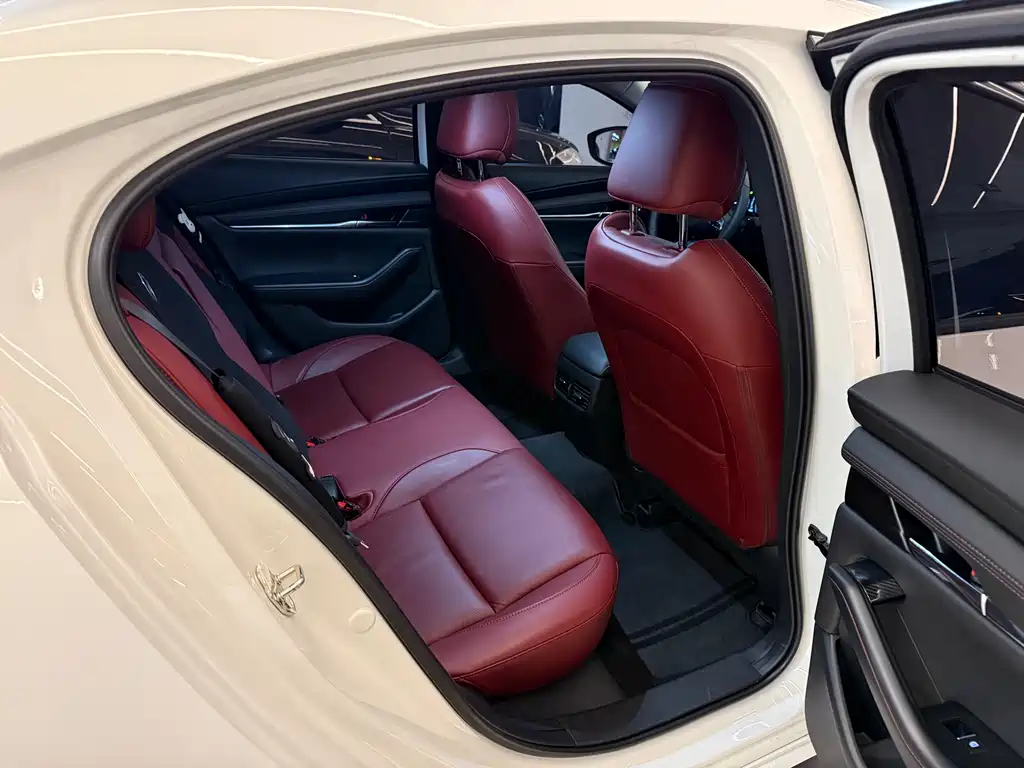Mazda3 Angkesela 2023 2.0L automatic quality version купить на сайте DeffCars