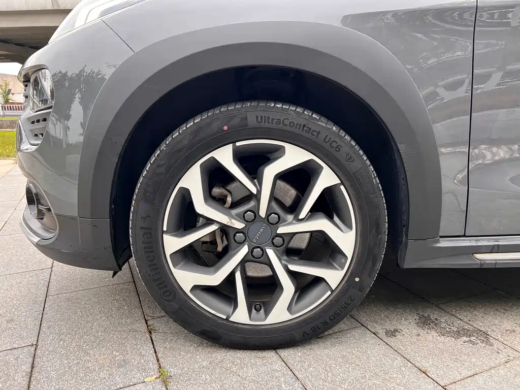 Lynk & Co 02 2018 1.5T DCT two-wheel drive version National V купить на сайте DeffCars