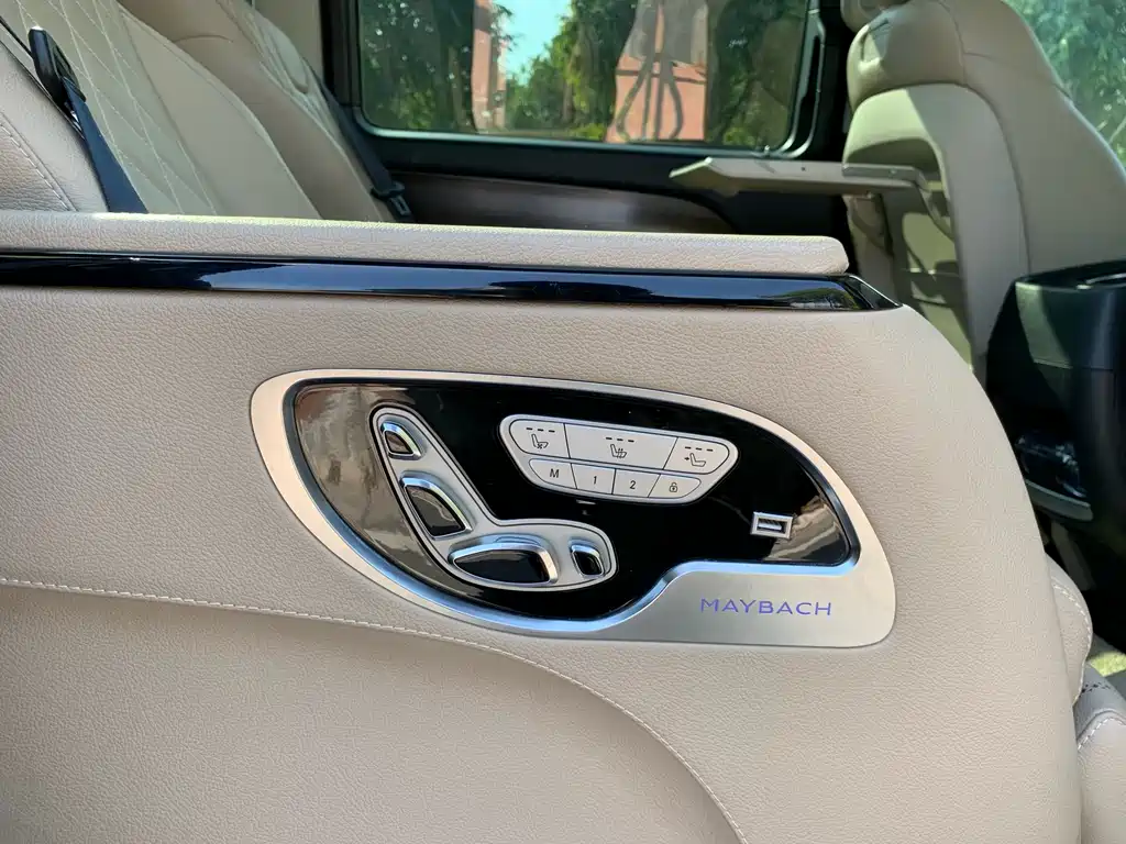 Mercedes-Benz V-Class 2022 V 260 Premium Edition купить на сайте DeffCars