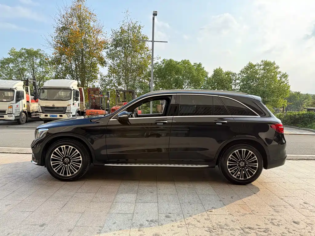 Mercedes-Benz GLC 2019 GLC 260 4MATIC Dynamic купить на сайте DeffCars