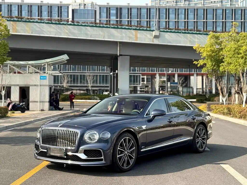 Flying Spur plug-in hybrid 2022 2.9T V6 Hybrid купить на сайте DeffCars