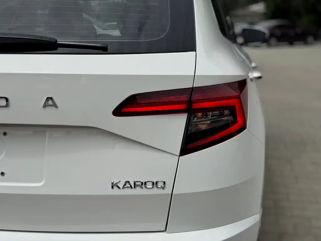 Karoq 2022 TSI280 Luxury Edition купить на сайте DeffCars