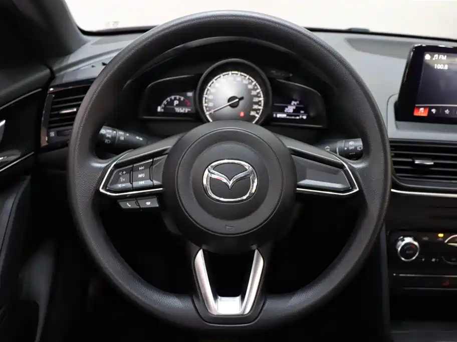 Mazda CX-4 2020 2.0L automatic two-wheel drive Blue Sky Explorer Edition купить на сайте DeffCars