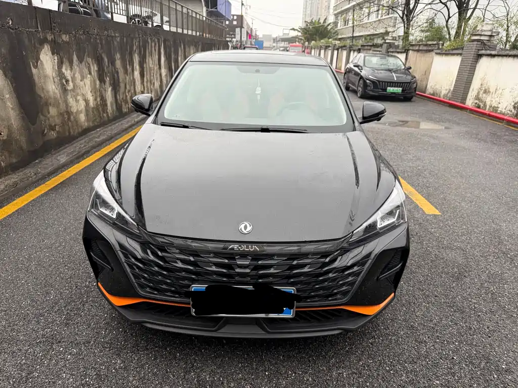 Yixuan 2023 Mach Edition 1.5L Automatic Shadow Tracking Edition купить на сайте DeffCars