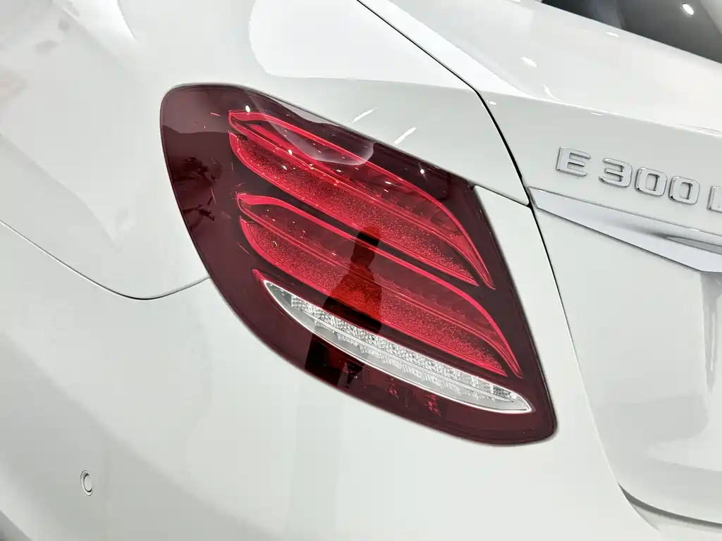 Mercedes-Benz E-Class 2018 facelift E 300 L sporty and stylish купить на сайте DeffCars