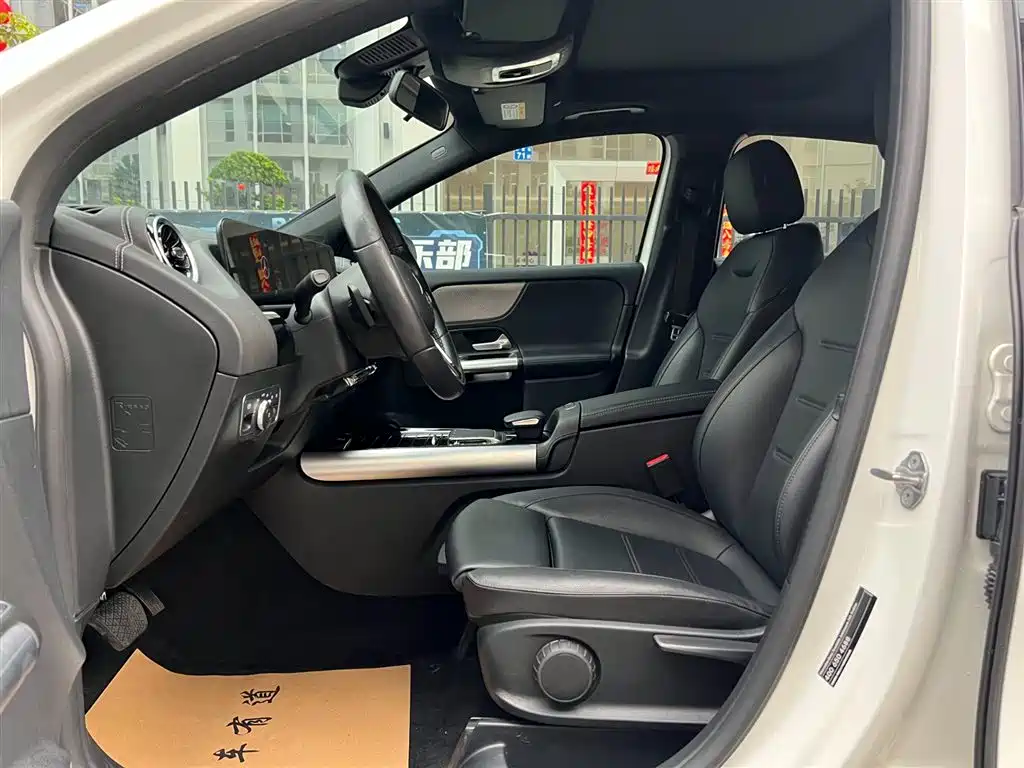 Mercedes-Benz GLA 2022 facelift version 2 GLA 200 купить на сайте DeffCars