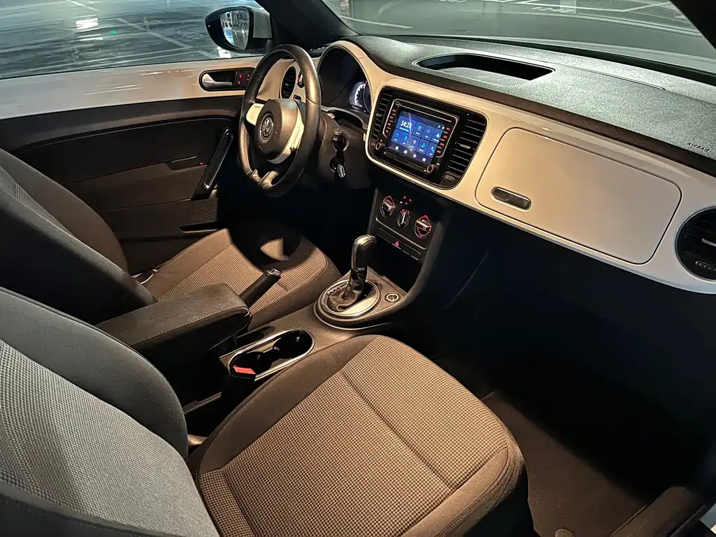 Beetle 2015 180TSI купить на сайте DeffCars
