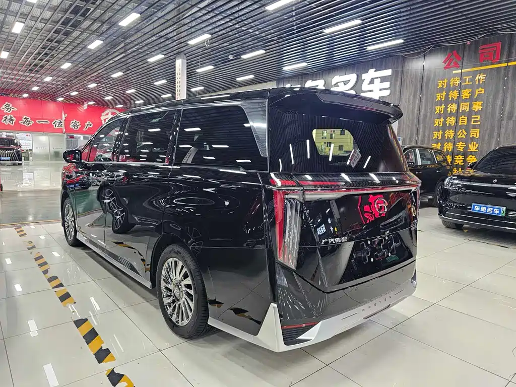 Trumpchi M8 2026 HEV Premium Edition купить на сайте DeffCars