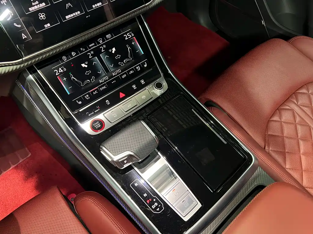 Audi SQ7 2024 Model 4.0 TFSI купить на сайте DeffCars