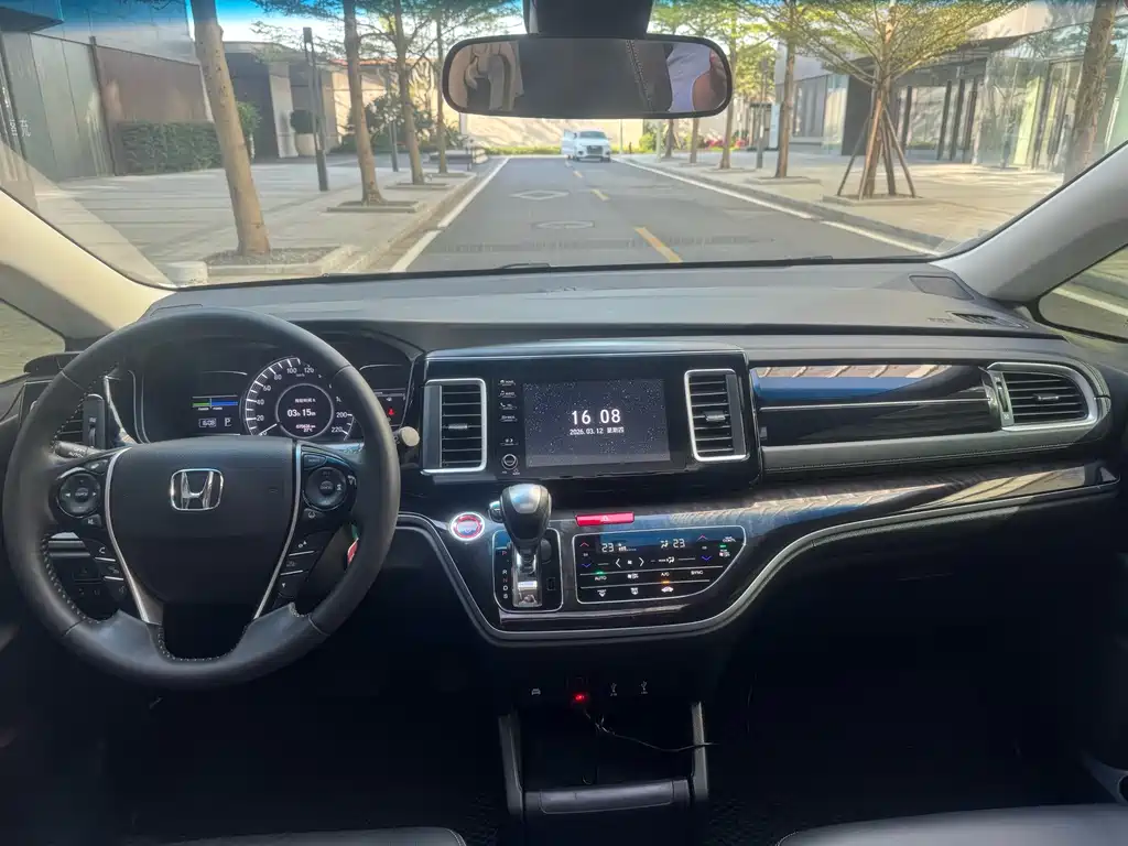 Alison 2019 2.0L Hybrid Deluxe Edition купить на сайте DeffCars