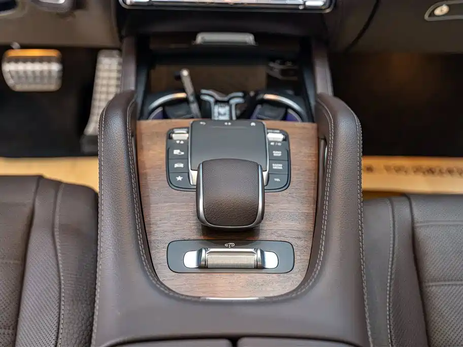 Mercedes-Benz GLS 2021 facelift GLS 450 4MATIC luxury model купить на сайте DeffCars