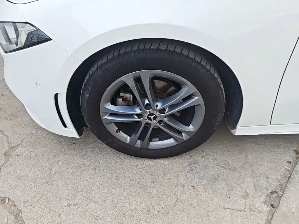 Mercedes-Benz A-Class 2021 A 180 L Sports Sedan купить на сайте DeffCars