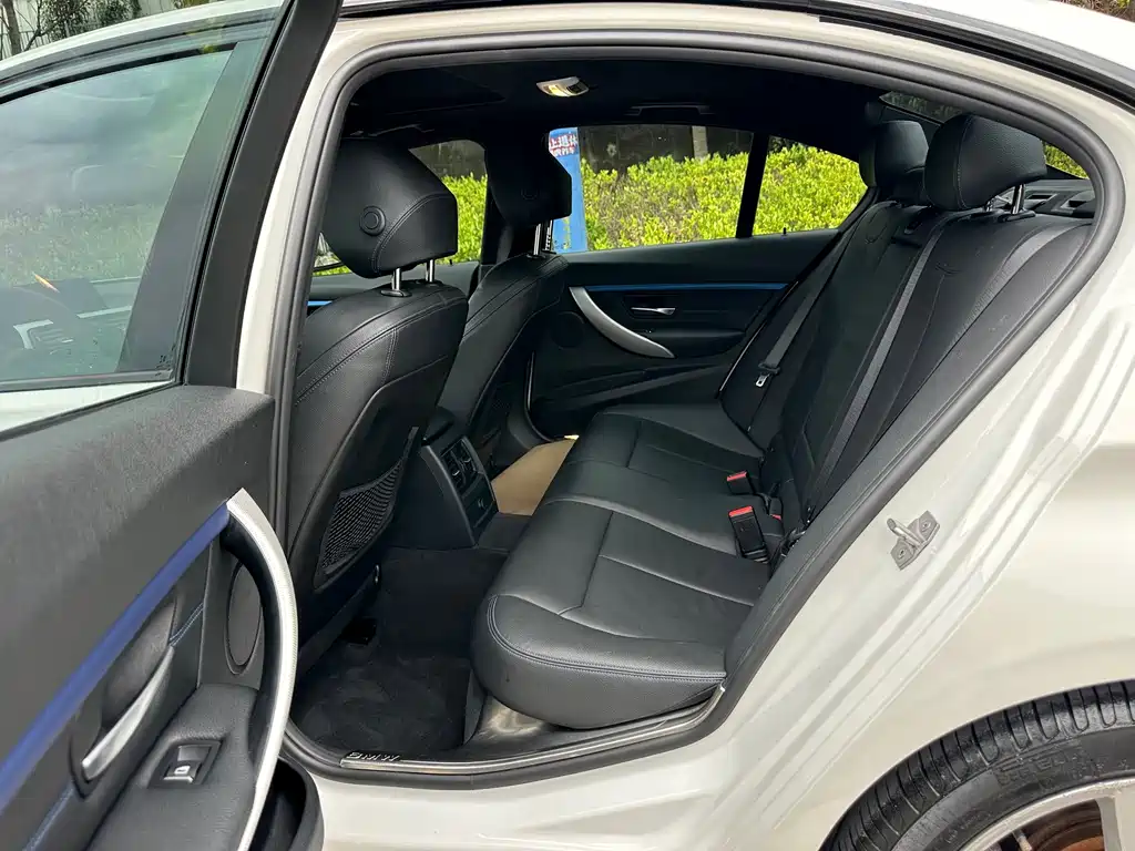 BMW 3 Series 2019 320i M Sports Package купить на сайте DeffCars