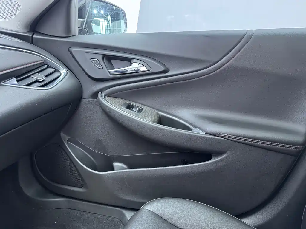 Malibu XL 2021 Redline 550T automatic sharp version купить на сайте DeffCars