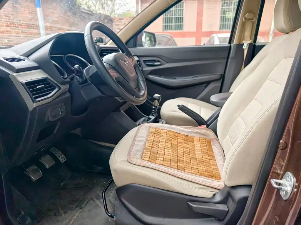 Wuling Hongguang 2019 1.5L S Standard National VI LAR купить на сайте DeffCars
