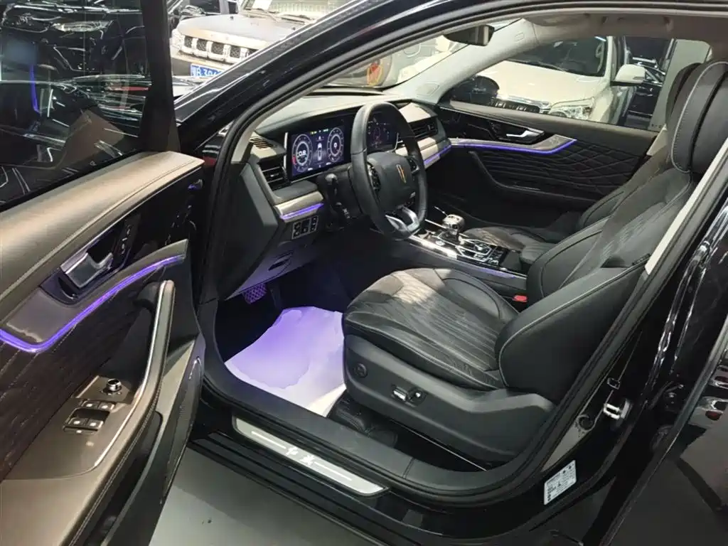 Hongqi HS5 2022 facelift 2.0T Zhilian Flagship Edition купить на сайте DeffCars