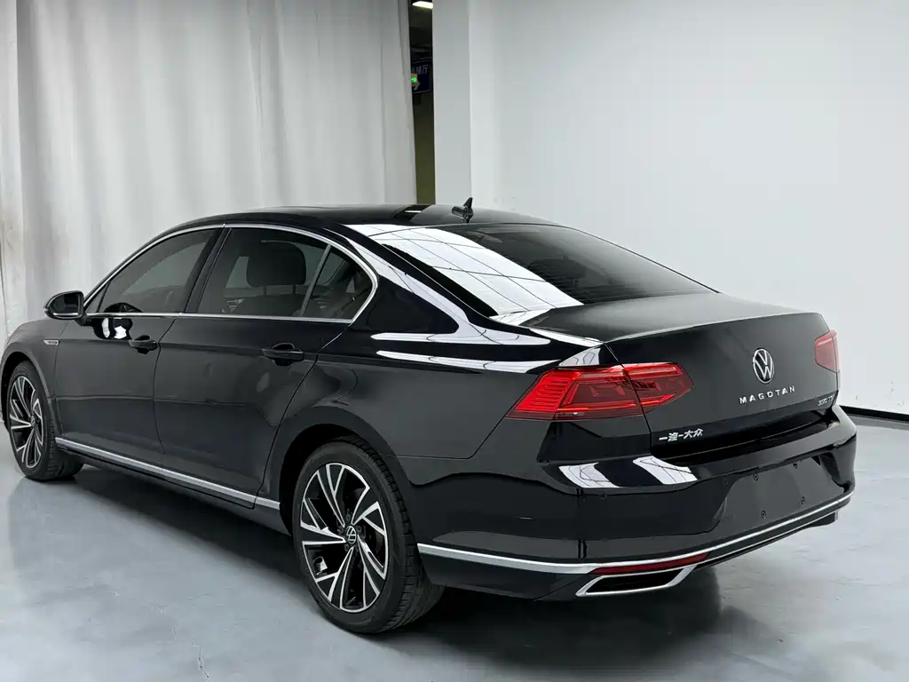 Magotan 2020 330TSI DSG luxury model купить на сайте DeffCars